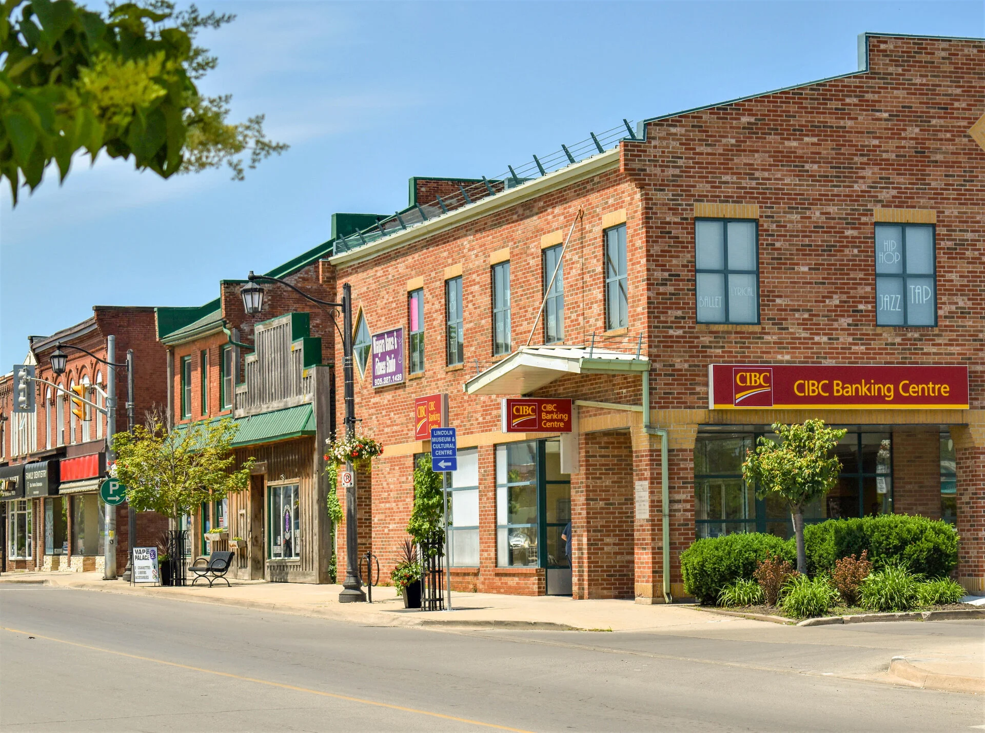 Lincoln Commercial Cleaning / Office Cleaning